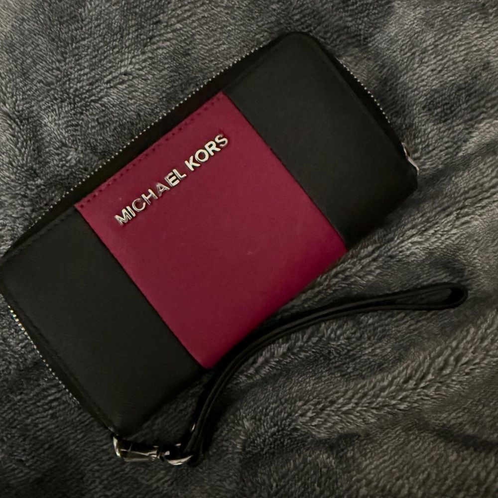 Michael Kors Black and Red Wristlet